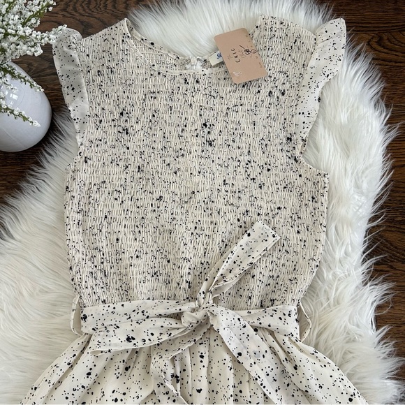 Boutique Romper (NWT) - Picture 3 of 6